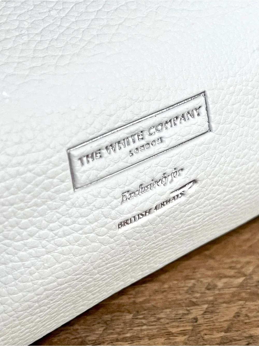 British Airways Club World The White Company London White Travel Amenity Bag New